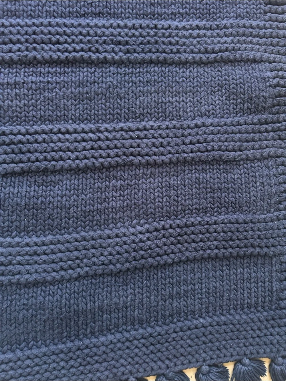 SERENA & LILY Healsburg Handknit Bath Tassel Accent Rug